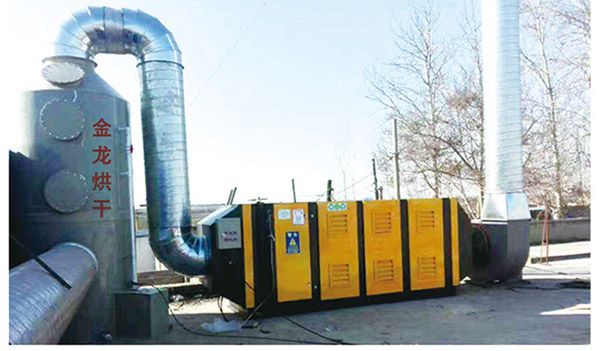 環保光氧除塵（chén）設（shè）備（bèi）